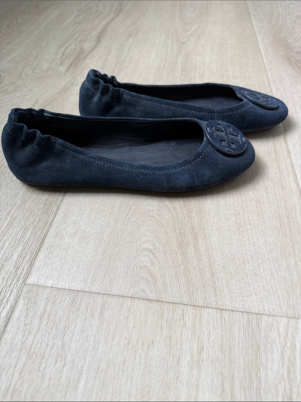 Tory Burch Navy Suede Logo Ballet Flats - Picture 2 of 4